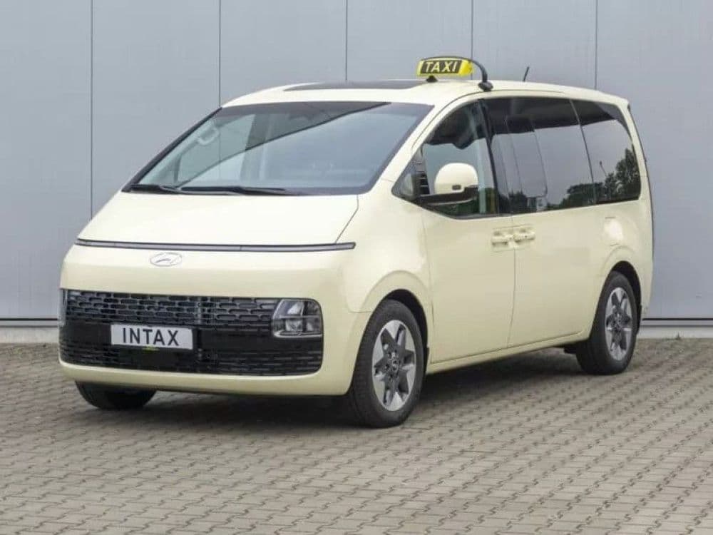 Hyundai STARIA Taxi